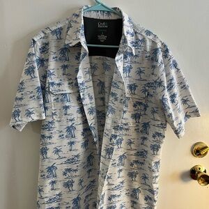 Croft & Barrow White and Blue Tropical Men's Shirt